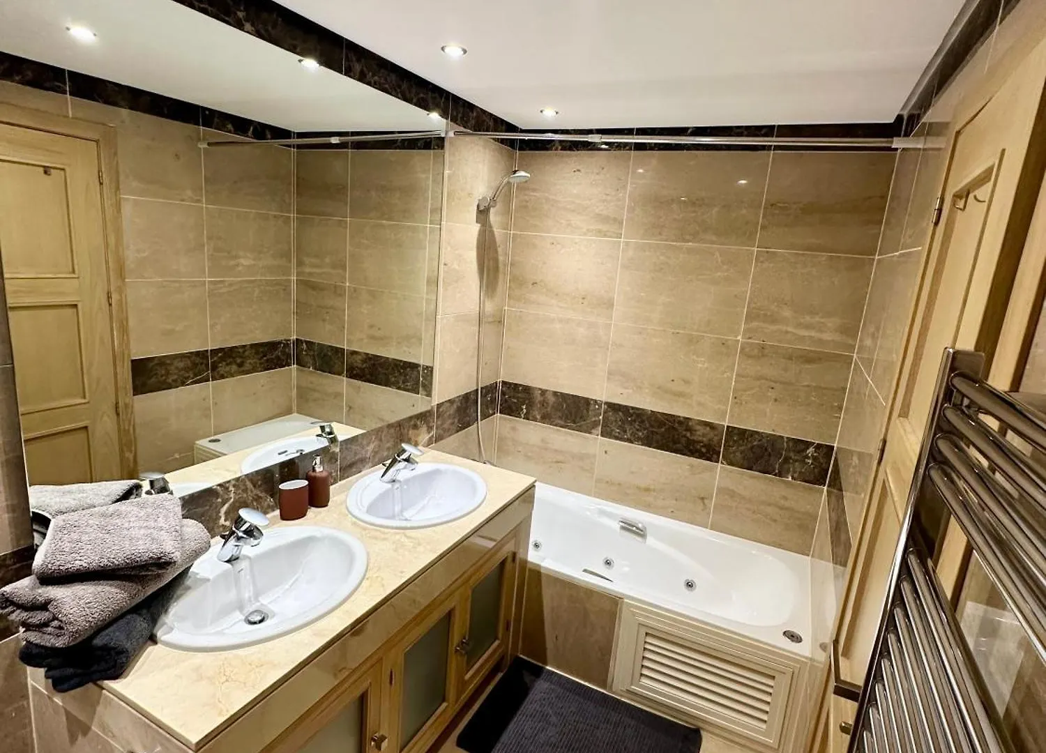 Апартаменты La Duquesa Port & Beach Retreat 212 Манилва