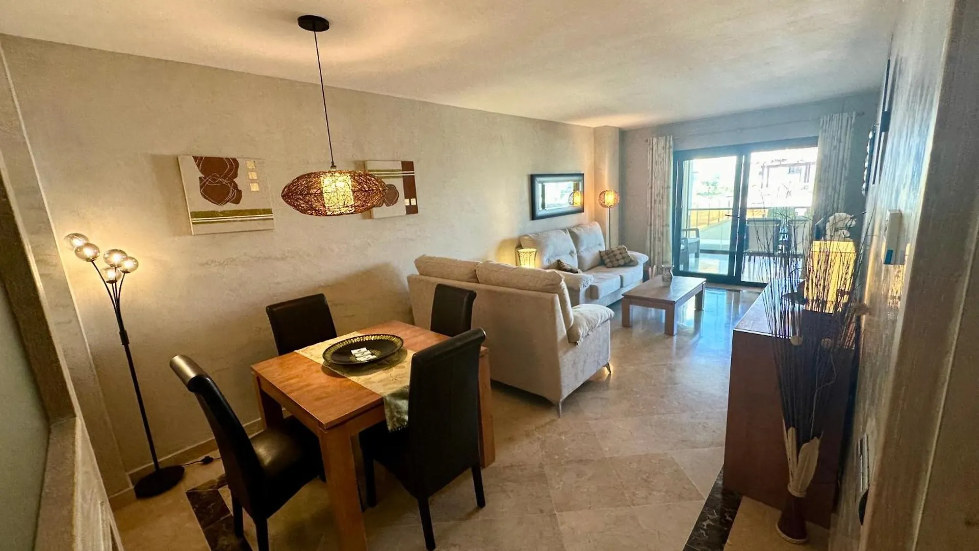 La Duquesa Port & Beach Retreat 212 Манилва Апартаменты